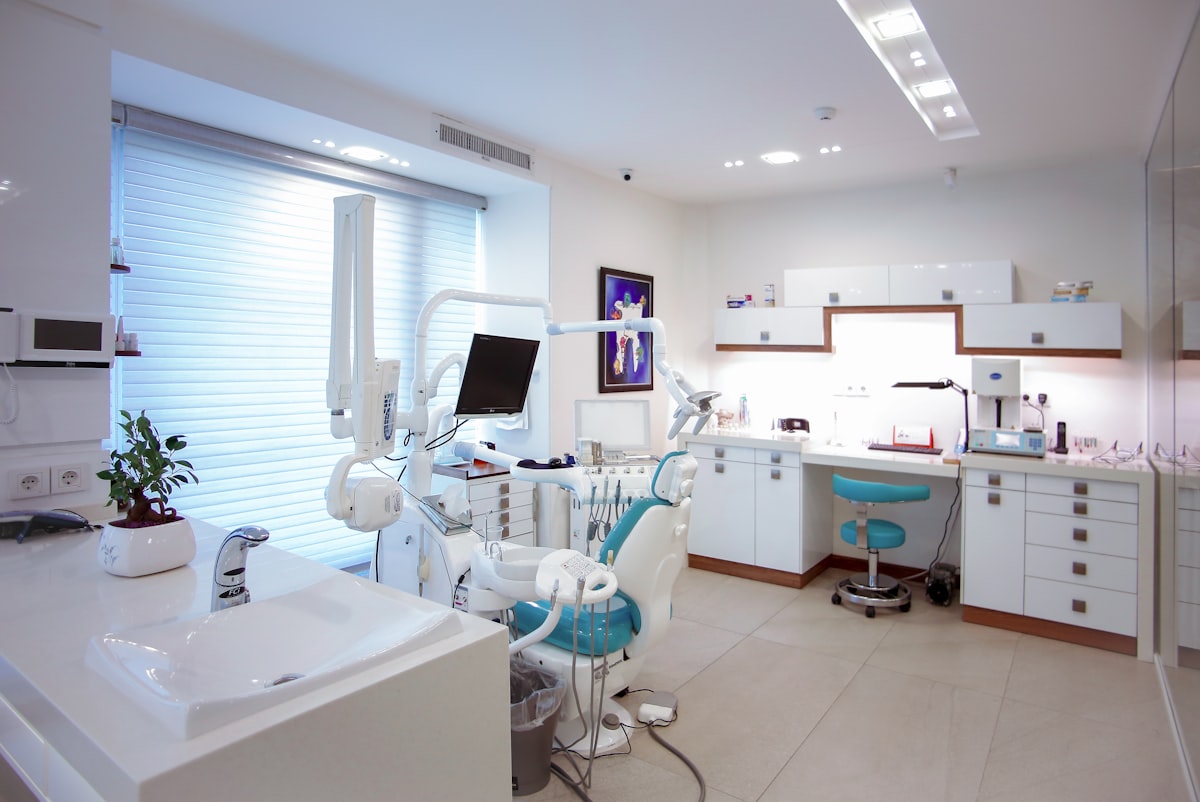 Smiles by Dr. C clinic operatory
